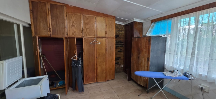 5 Bedroom Property for Sale in Elandia North West